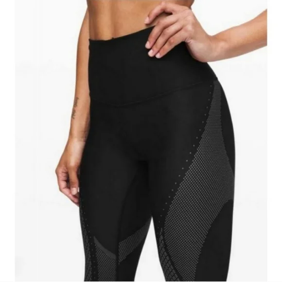 Lululemon Mapped Out High-Rise Tight 28" | Black / Glacier Grey | 8 - Picture 5 of 11